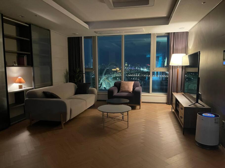 Stay G7 Busan Station Екстер'єр фото
