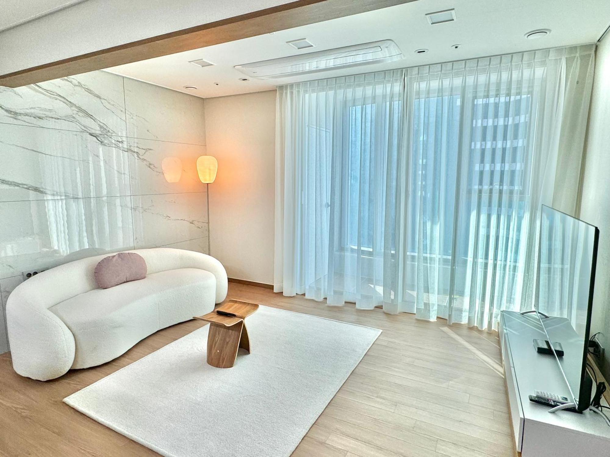 Stay G7 Busan Station Екстер'єр фото